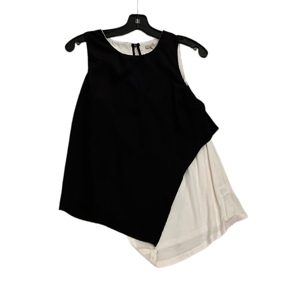 2-layer black and white tank.  Elegant+flowy. XS. Rayon Poly. Used condition.